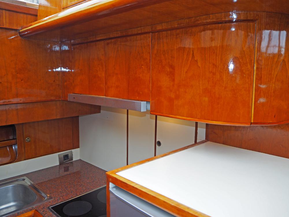 Fore ship, Accommodation